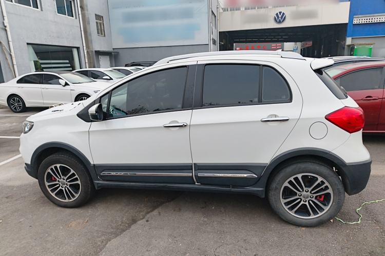 Used Haval H1 2015 1.5L Manual Luxury Model
