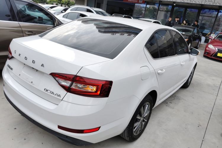 Used Skoda Octavia 2022 1.5L Automatic Comfort Edition