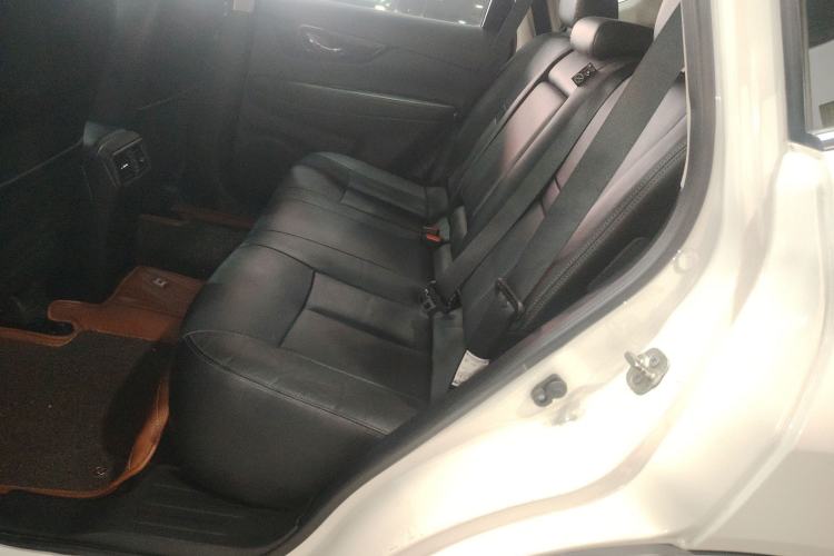 Used Nissan X-Trail 2019 2.0L CVT Smart Connect Comfort Edition 2WD
