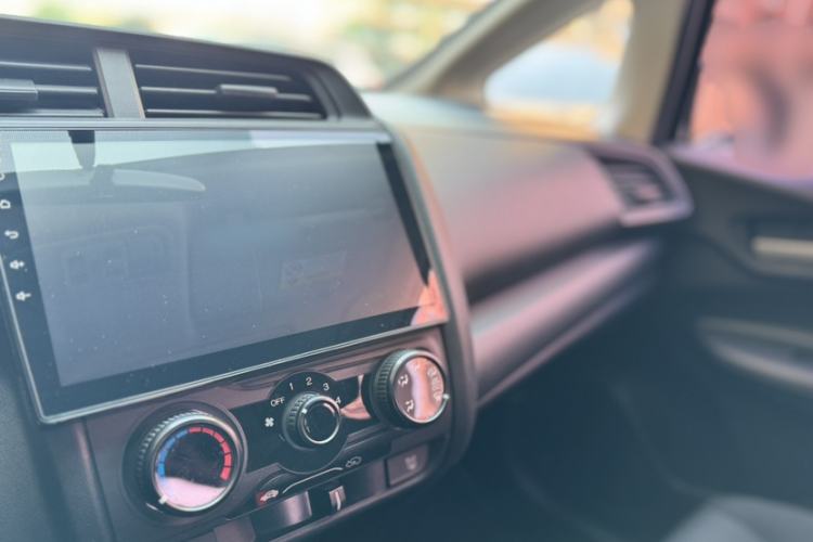 Used Honda Fit 2016 1.5L LXS CVT Comfort Sunroof Version
