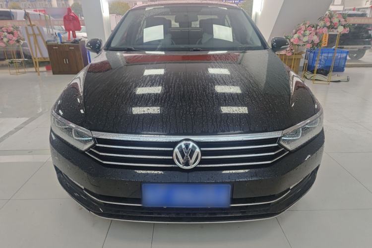 Used Volkswagen Magotan 2019 330TSI DSG Leading Model China VI Standard