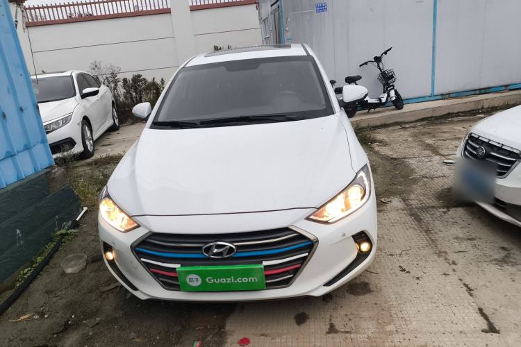 Used Hyundai Elantra 2016 1.6L Automatic ZhiXuan · Luxury Version
