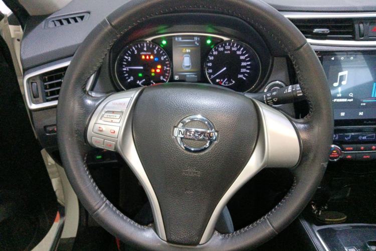 Used Nissan X-Trail 2014 2.5L CVT Luxury Edition 4WD
