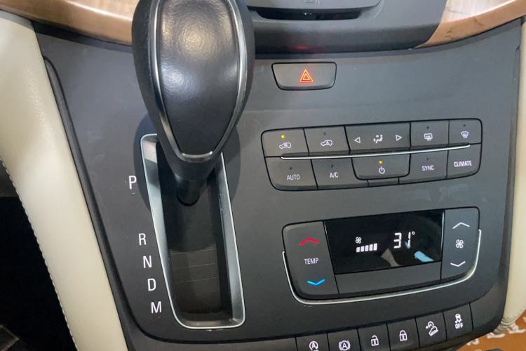 Used Buick GL8 2018 ES 28T Comfort Model China VI Standard
