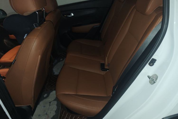 Used Kia KX Cross 2017 1.4L AT GLS