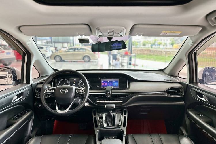 Used GAC Trumpchi M6 2021 270T DCT Luxury Edition (7 Seats)
