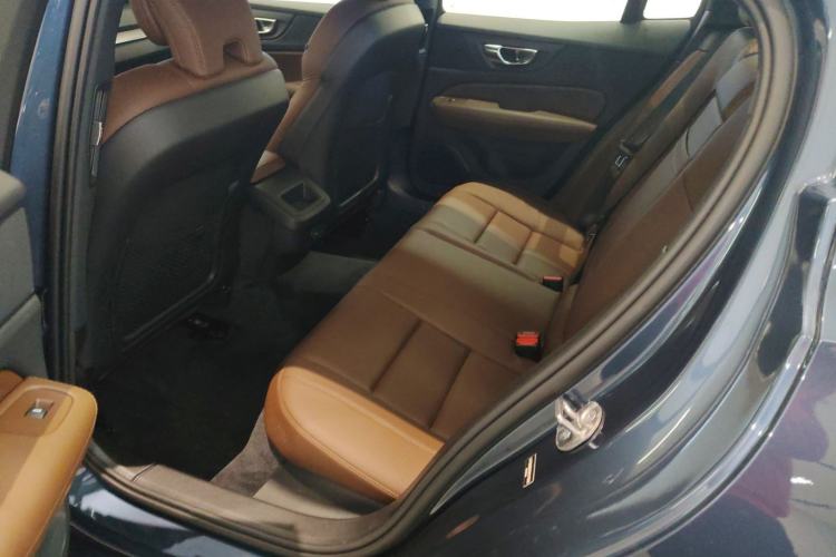 Used Volvo S60 2025 B4 Zhiyi Luxury Edition