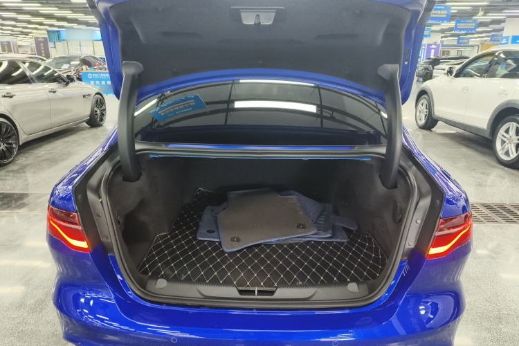 Used Jaguar XEL 2020 2.0T 200PS R-DYNAMIC Youth Sports Edition
