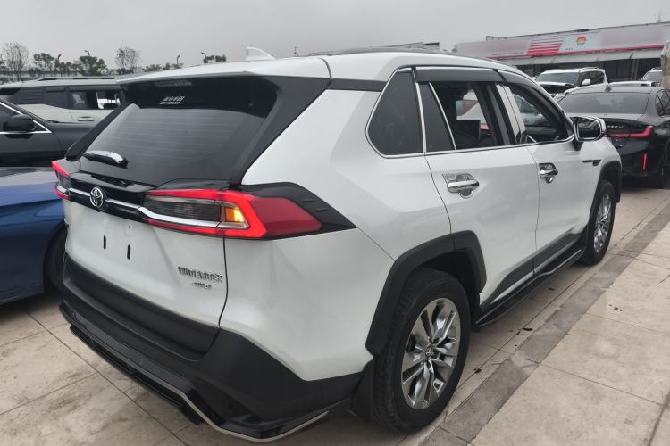 Used Toyota Wildlander 2021 2.0L CVT 4x4 Luxury Edition