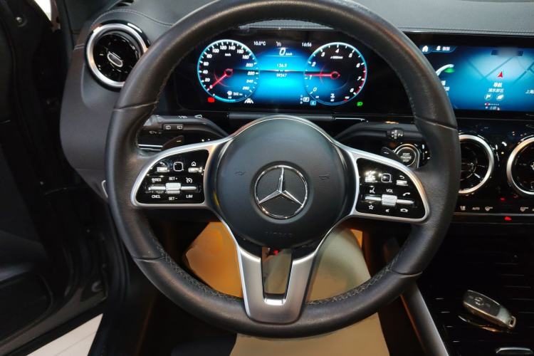 Used Mercedes-Benz GLA 2022 Second Facelift GLA 200
