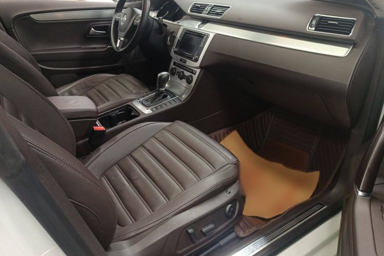 Used Volkswagen FAW-Volkswagen CC 2018 2.0 TSI Luxury Model
