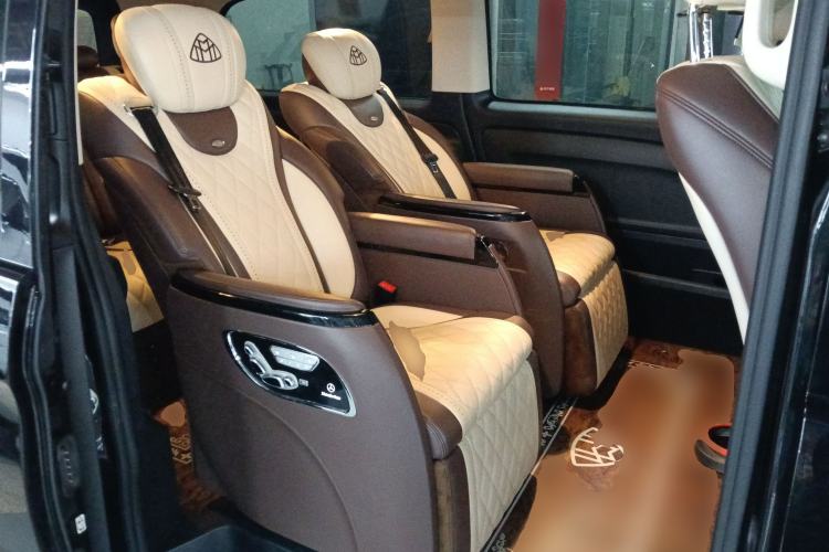 Used Mercedes-Benz Vito 2021 2.0T Elite Version 7 Seats
