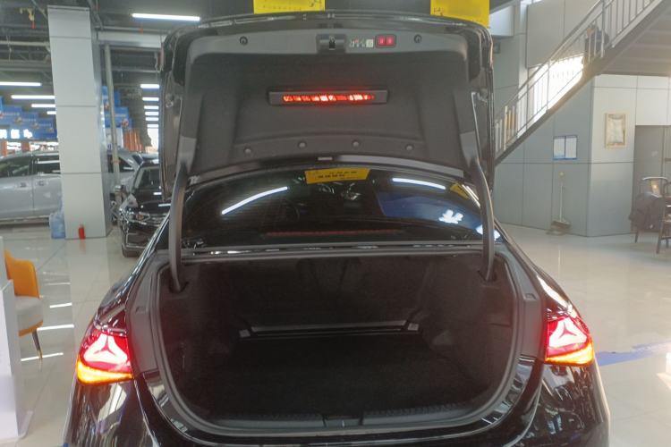 Used Mercedes-Benz E-Class 2024 E 300 L Luxury Model
