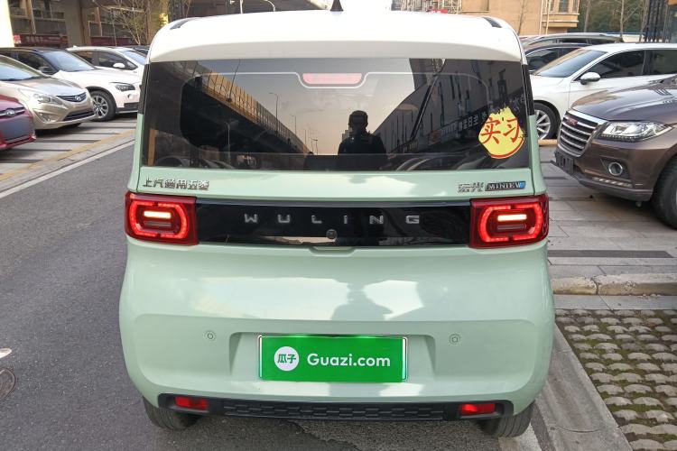 Used Wuling Hongguang MINIEV 2021 Macaron Premium Model – Lithium Iron Phosphate
