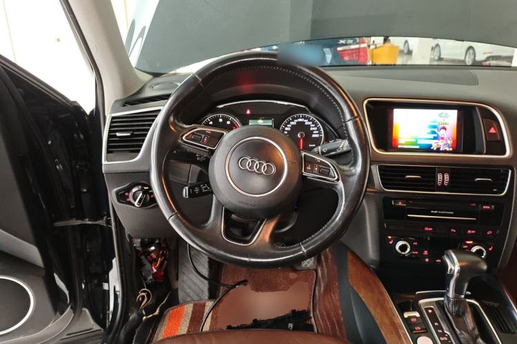 Used Audi Q5 2016 40 TFSI Comfort Model