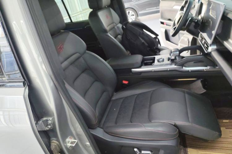 Used JETOUR Traveler 2024 2.0T All-Wheel-Drive Silver Dragon Wings
