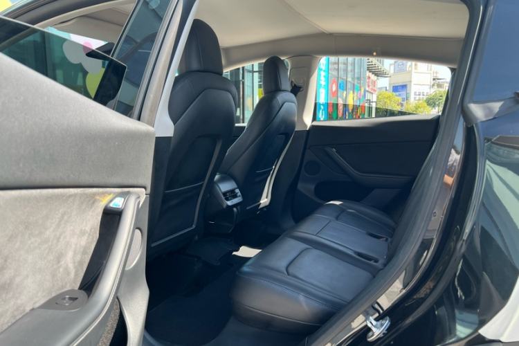 Used Tesla Model Y 2021 Standard Range Rear-Wheel Drive Version
