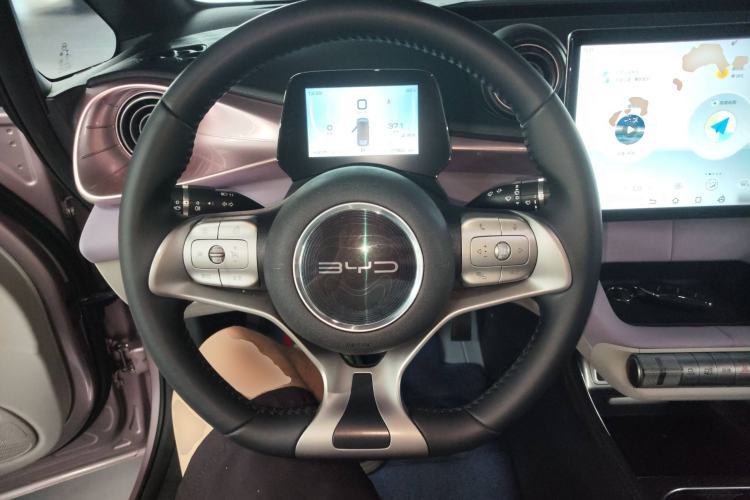 Used BYD Dolphin 2021 405 km Fashion Edition
