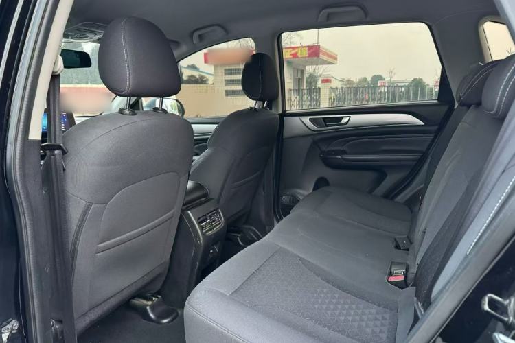 Used Haval M6 2021 PLUS 1.5T DCT Elite Smart Connectivity Model
