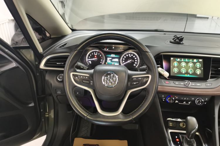 Used Buick GL6 2019 18T 6-Seater Connected Luxury Version China VI Standard
