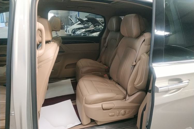 Used Buick GL8 2018 ES 28T Flagship Model China VI Standard
