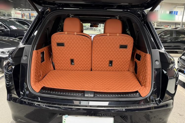 Used Li Auto L8 2023 Pro Model
