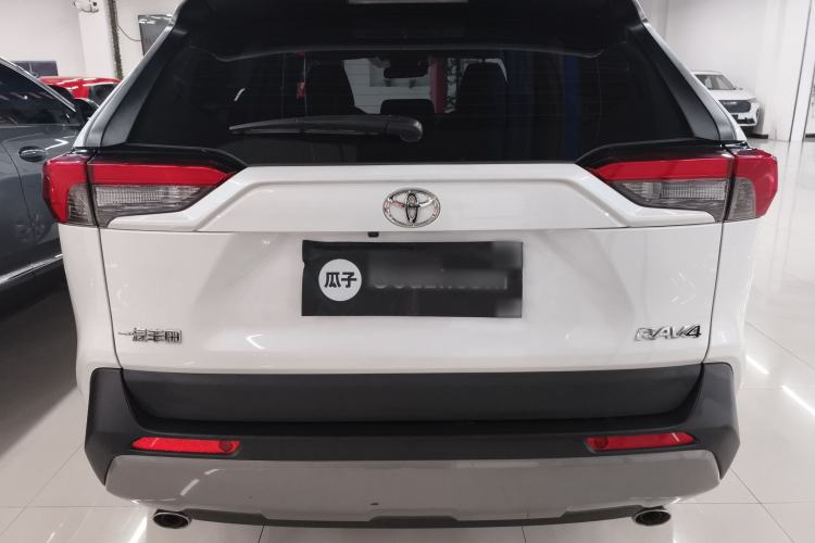 Used Toyota RAV4 2022 2.0L CVT Two-Wheel Drive Fashion Edition
