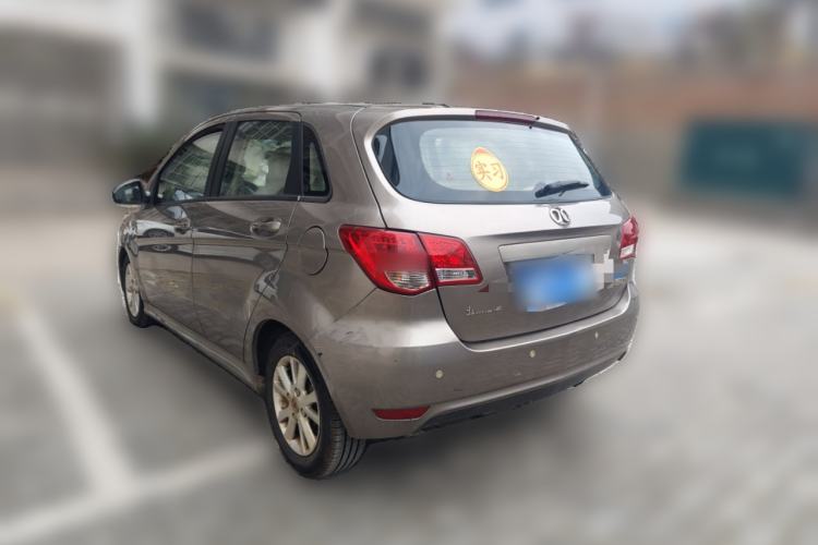 Used BAIC Senova D20 2015 Hatchback 1.5L Manual Lotte Edition
