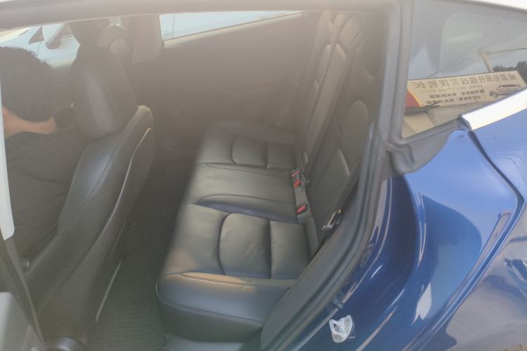 Used Tesla Model 3 2019 Long-Range Rear-Wheel-Drive Version
