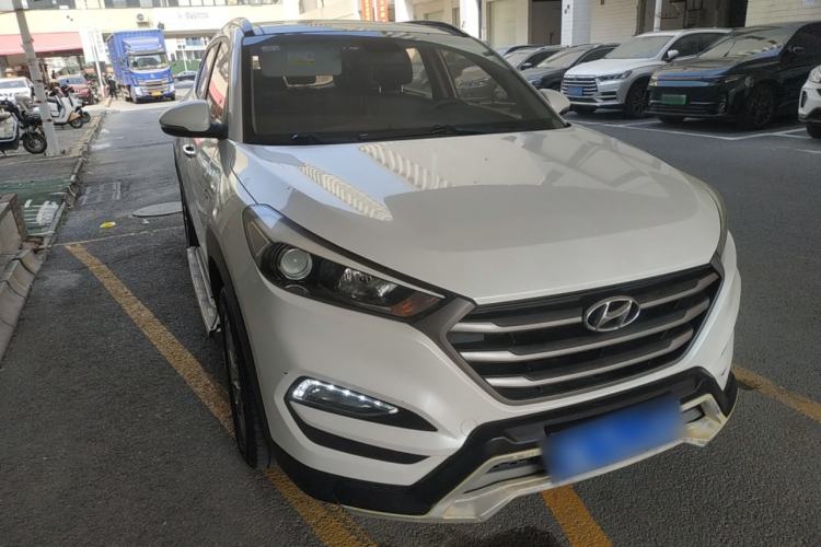 Used Hyundai Tucson 2018 1.6T Dual-Clutch Two-Wheel Drive 15th Anniversary Special Edition