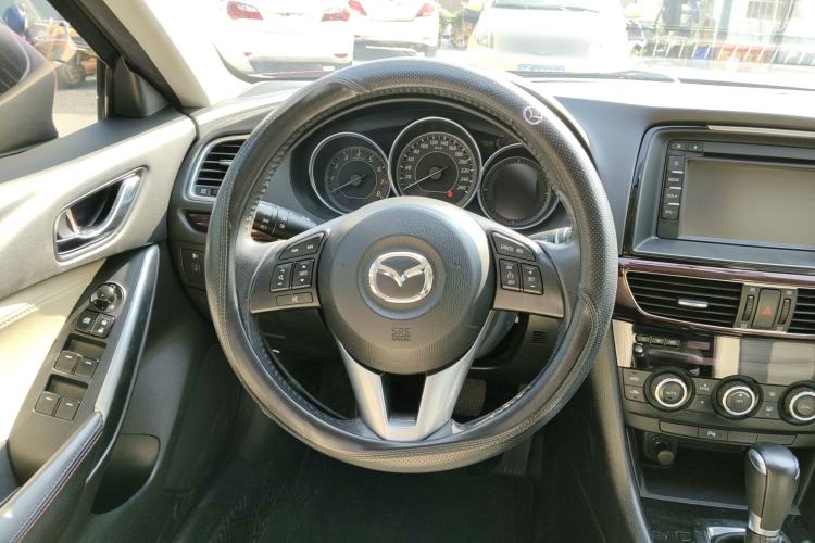 Used Mazda Atenza 2015 2.0L Blue Sky Luxury Edition