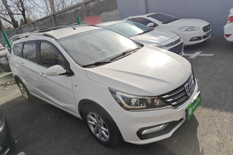 Used Baojun 310W 2017 1.5L Manual Fashion Model China V
