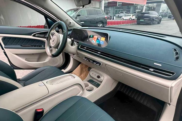 Used ORA Good Cat 2023 401 km Standard Range Prestige Version Lithium Iron Phosphate
