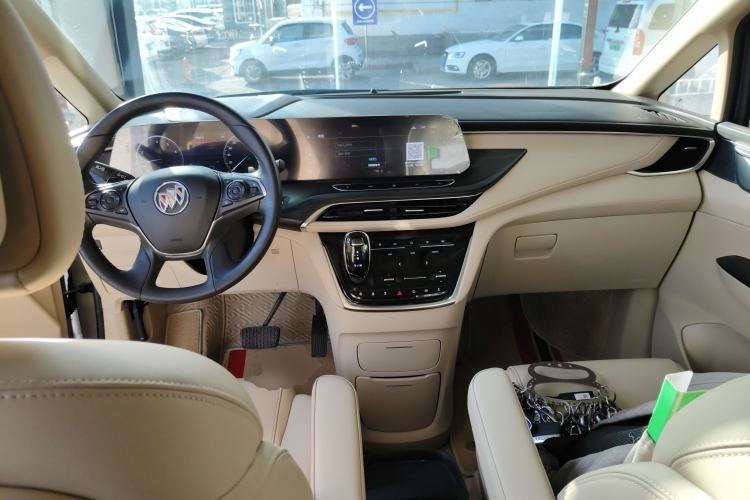 Used Buick GL8 2023 ES Lu Zun Deluxe Model

