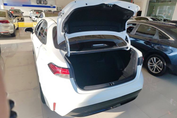 Used Toyota Levin 2024 185T CVT Luxury Edition
