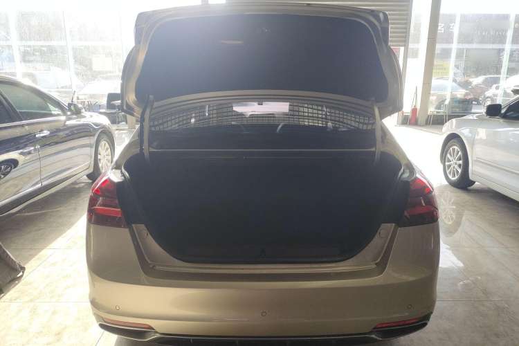 Used Geely Auto Emgrand 2018 1.5L CVT Upward Connect Edition
