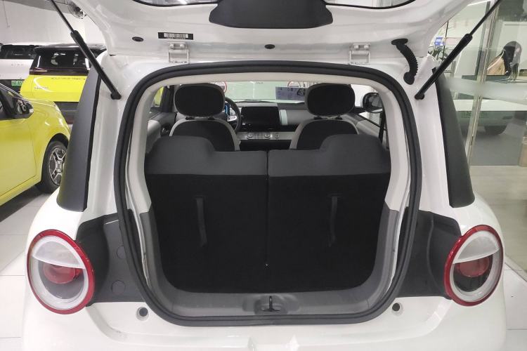 Used  Lumin 2023 301km Honey Dew Edition
