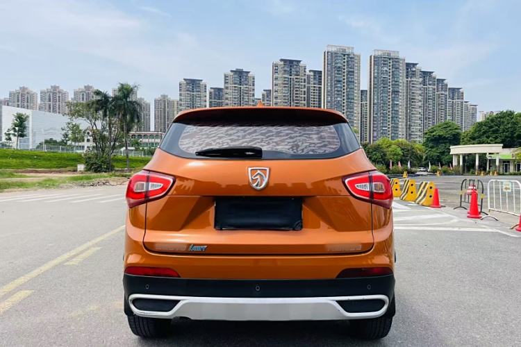 Used Baojun 510 2017 1.5L Automatic Fashion Model
