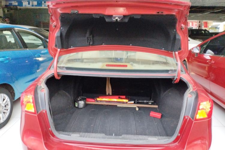 Used Buick Excelle 2013 1.5L Manual Classic Model
