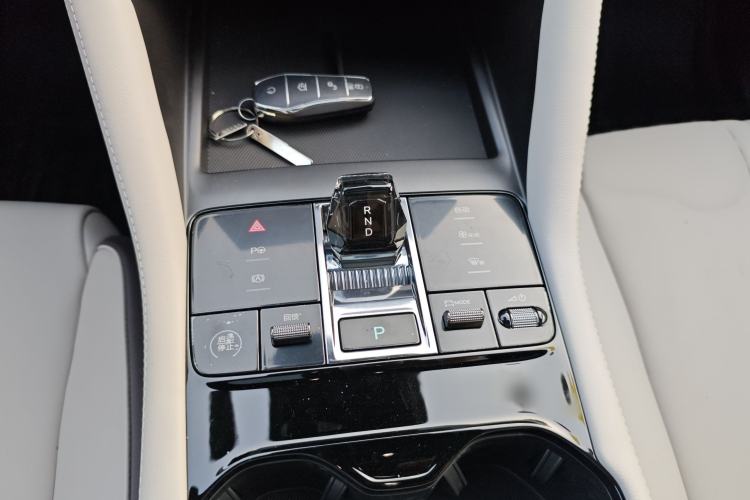 Used BYD Song PLUS New Energy 2025 EV Intelligent Driving Edition 520km Luxury Model
