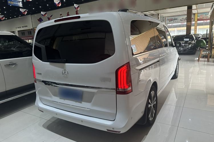 Used Mercedes-Benz V-Class 2016 V 260 Prestige Edition
