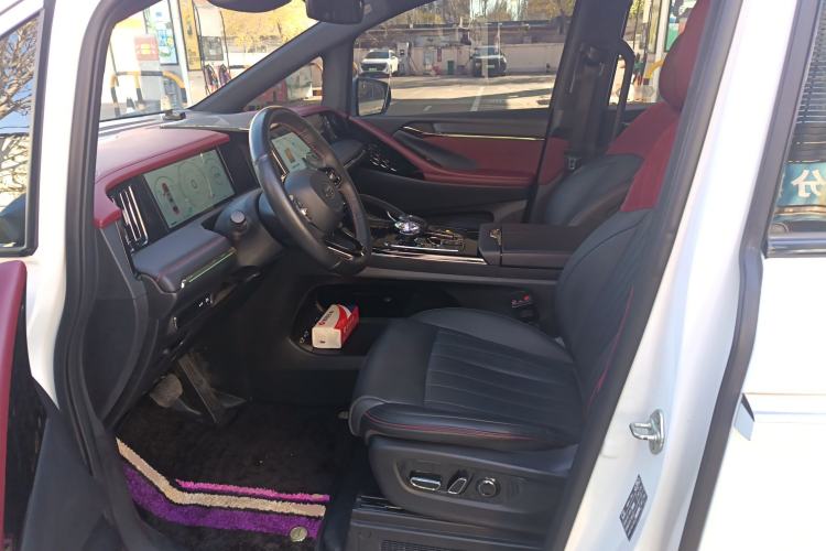 Used GAC Trumpchi M8 2023 Zongshi Series Dual-Motor Supreme Edition