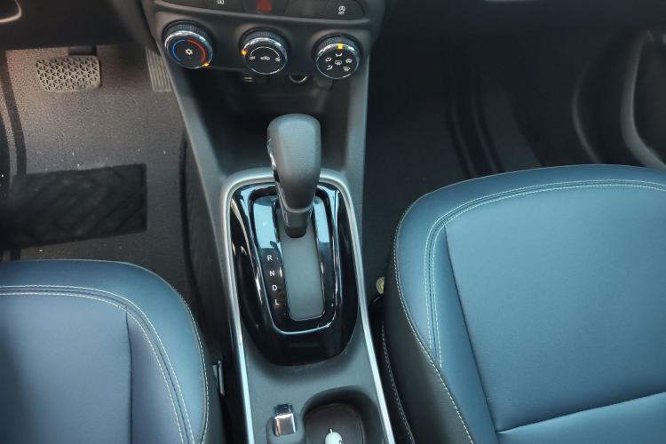 Used Chevrolet Trax 2021 325T Automatic Fun Edition China VI Standard
