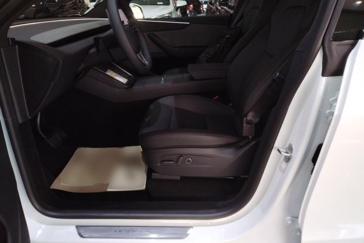 Used Tesla Model Y 2026 Rear-Drive Model