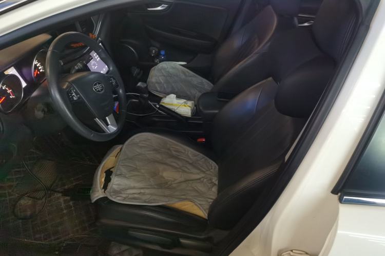 Used Bestune B50 2016 1.6L manual luxury version
