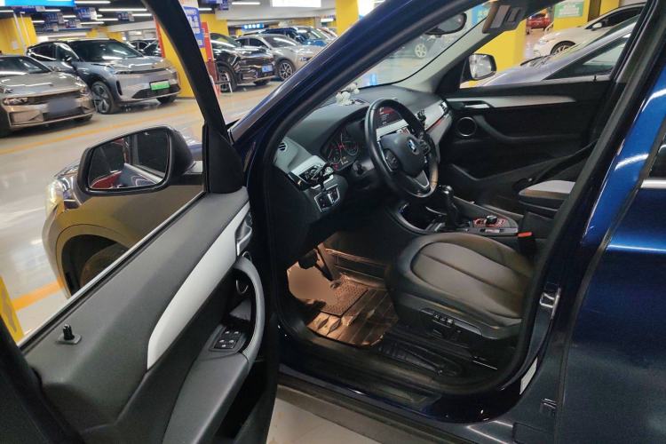 Used BMW X1 2018 sDrive20Li Leading Model
