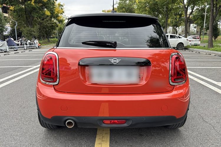 Used  MINI 2021 1.5T COOPER Classic Edition
