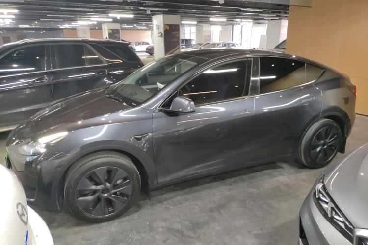 Used Tesla Model Y 2024 Rear-Wheel-Drive Version