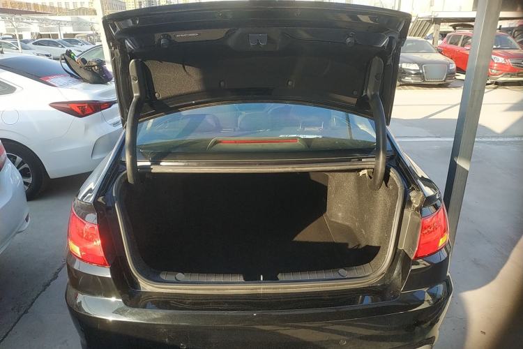 Used Geely Auto Emgrand GL 2018 1.4T DCT Elite Smart Connectivity Version
