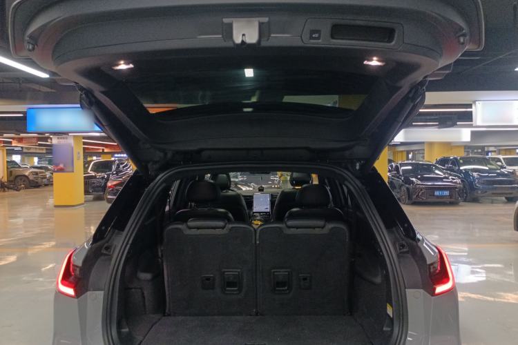 Used Nio ES8 2020 415 km Signature Edition 6-Seater Version
